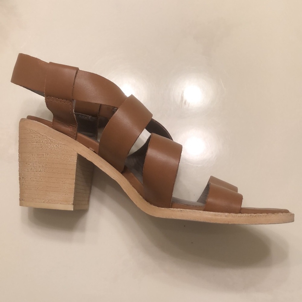 Shoes - Picture 2 of 4